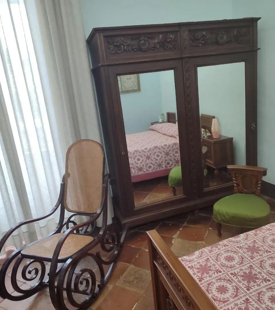 A Casa Di Clara Apartment Naples Italy