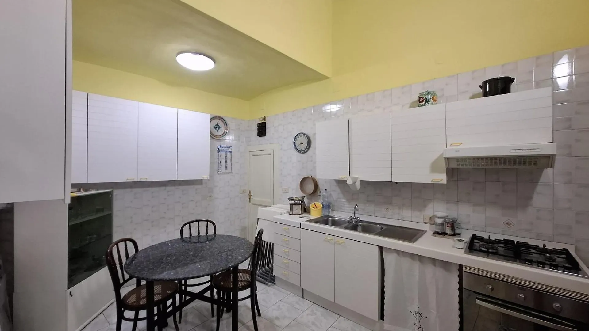 A Casa Di Clara Apartment Naples